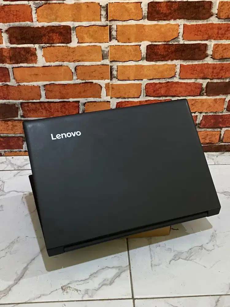 Laptop Second Murah Lenovo V310-14ISK Intel core i5 Gen 7 Ram 4Gb HDD