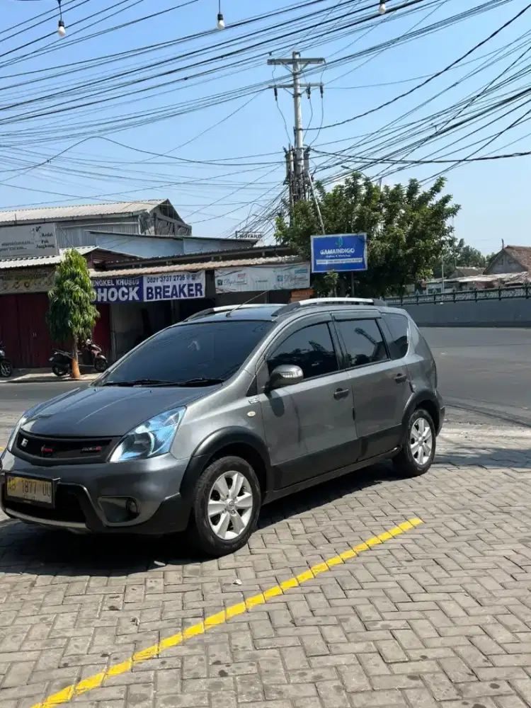 Nissan Livina X gear manual 2 baris