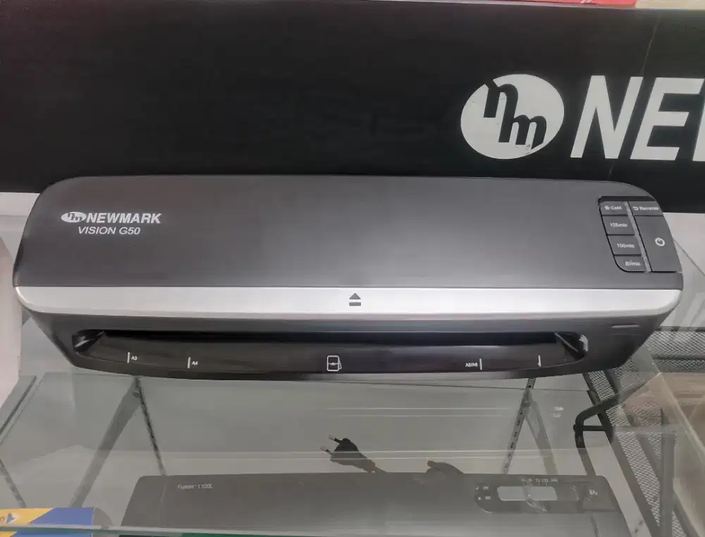 NEWMARK LAMINATING VISION G50