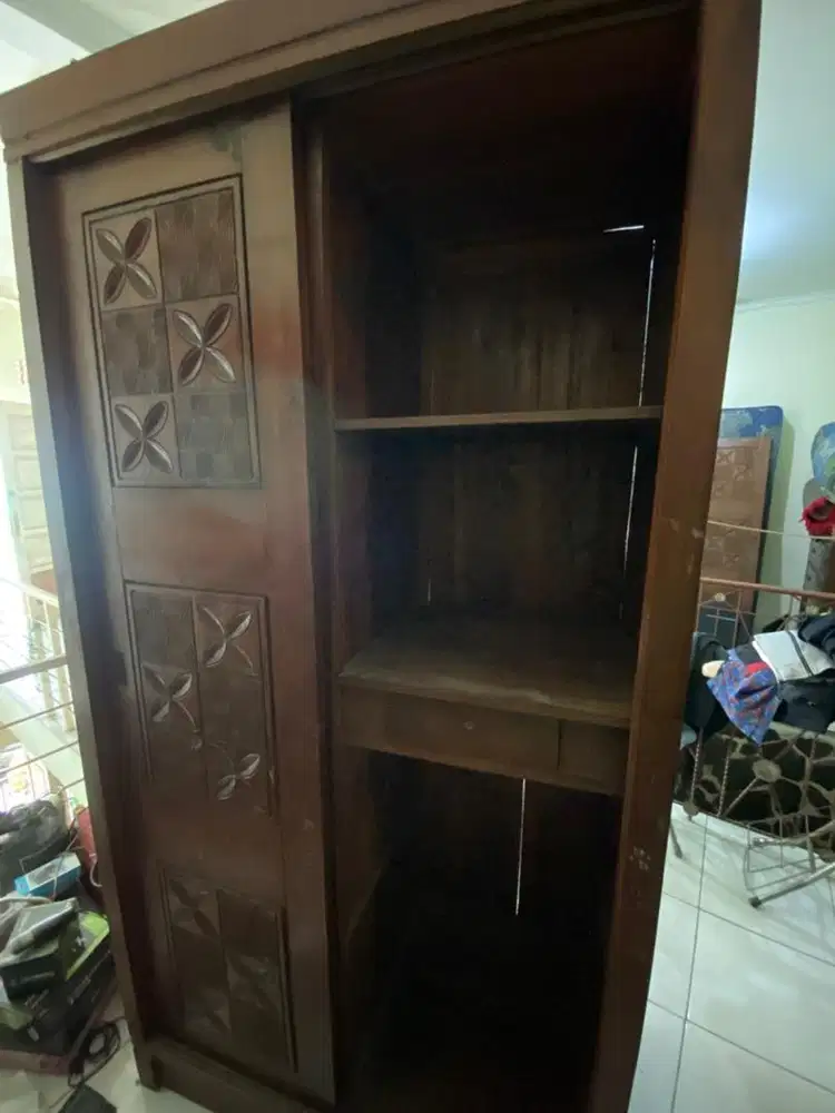 lemari jati asli