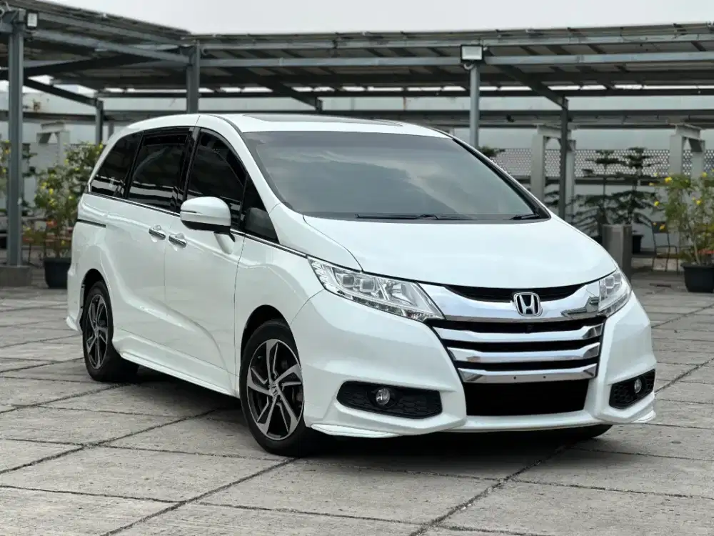 Honda Odyssey Prestige AT 2015 Nego Cash kredit