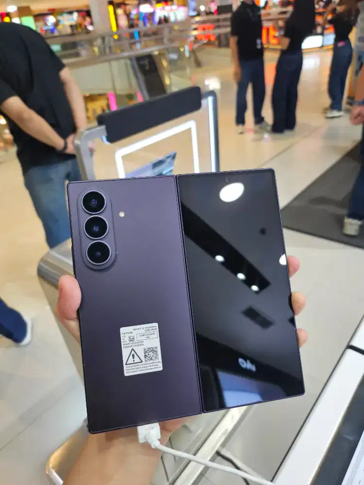 SAMSUNG GALAXY FOLD8 ULTRA 12/256 GARANSI RESMI SEIN 1 TAHUN