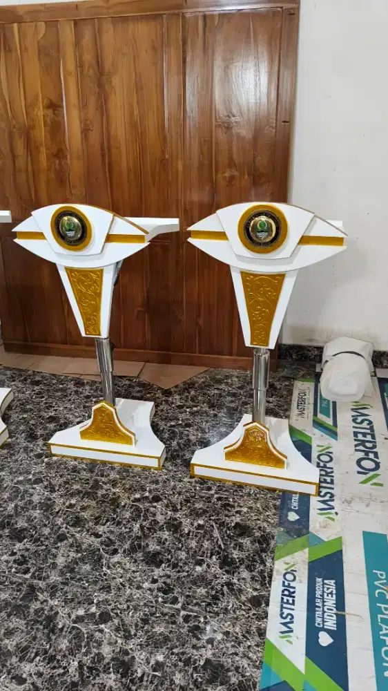 Podium ceramah di kantor
