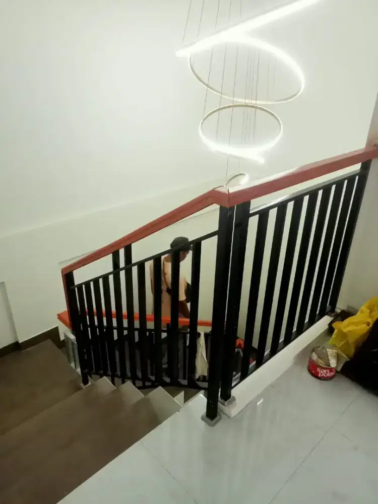 Pintu dorong dan reling murah
