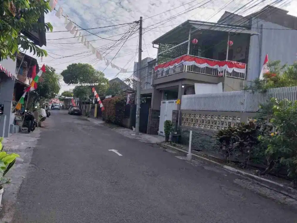 rumah bagus siap huni Turangga murah b.u Buah batu bandung