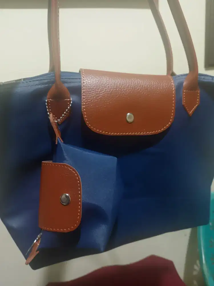 Tas wanita wrn biru