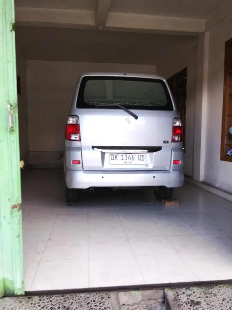 Dijual mobil APV arena tahun 2010