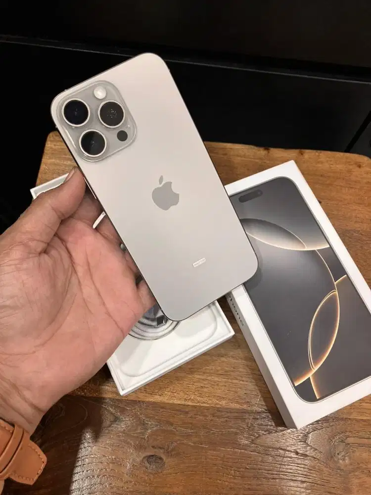 Iphone 16 promax 512gb ibox like new