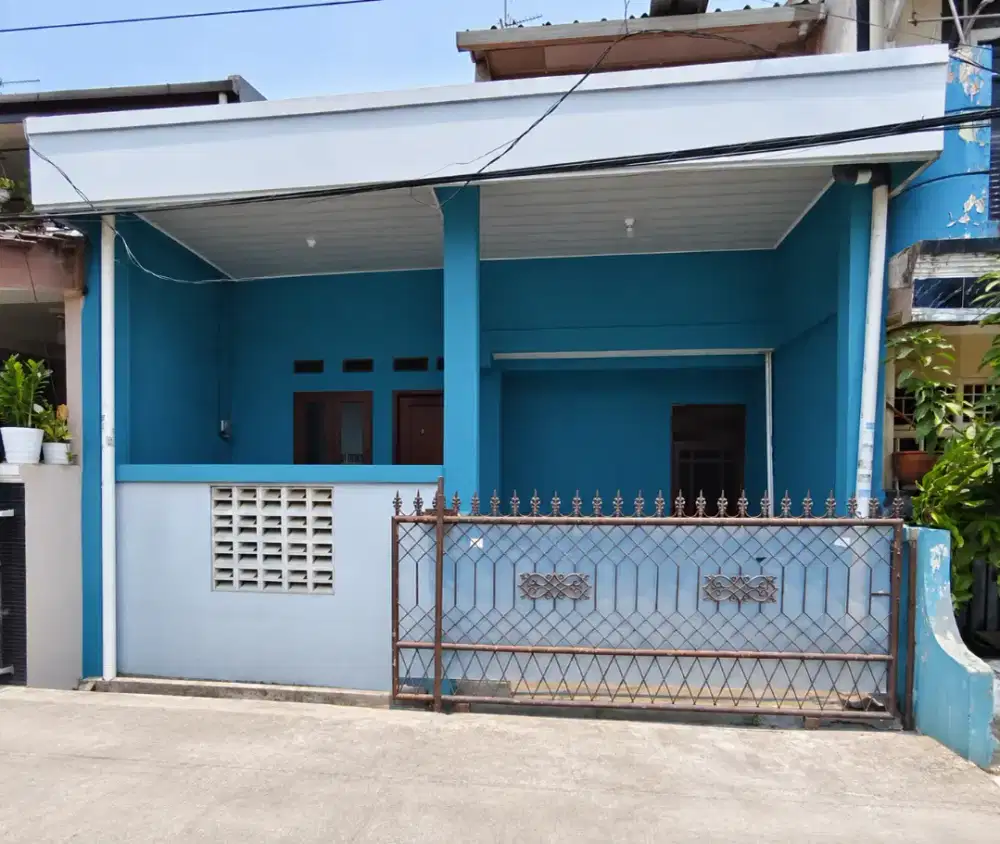 Disewakan Rumah 1,5 Lantai