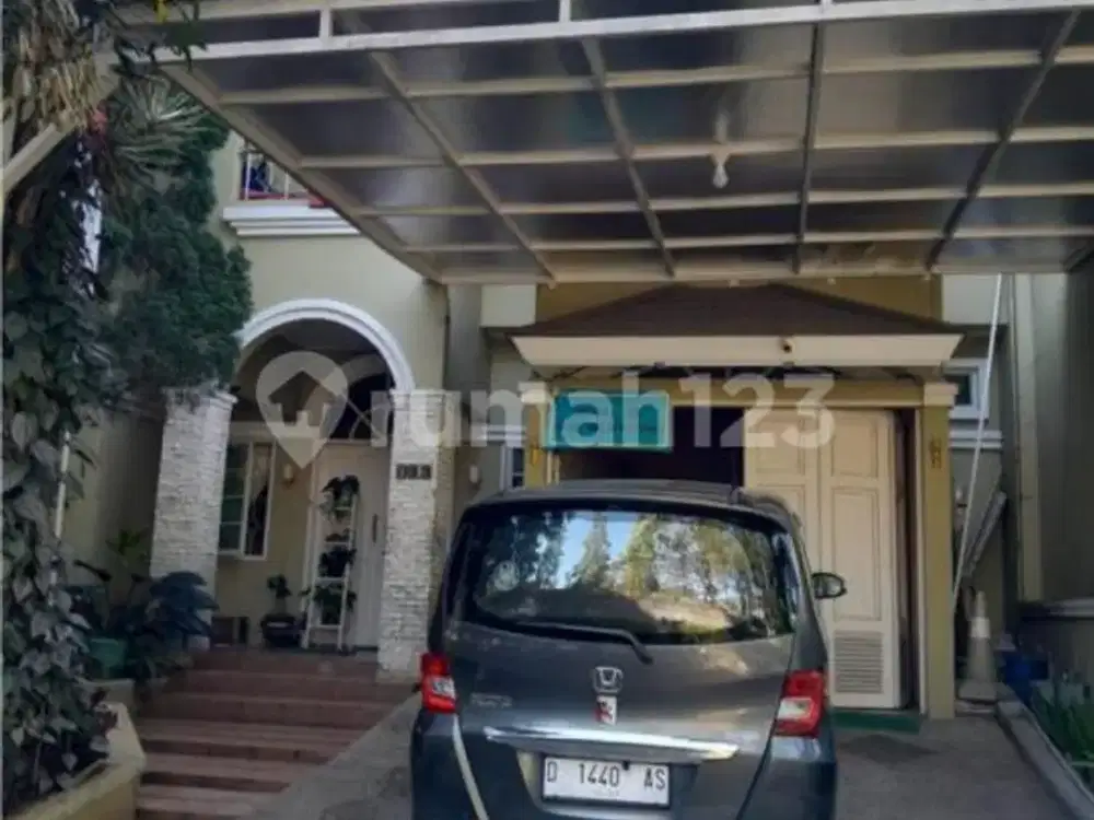 Dijual Rumah Siap Huni Dalam Komplek One Gate di Area Pasteur Bandung