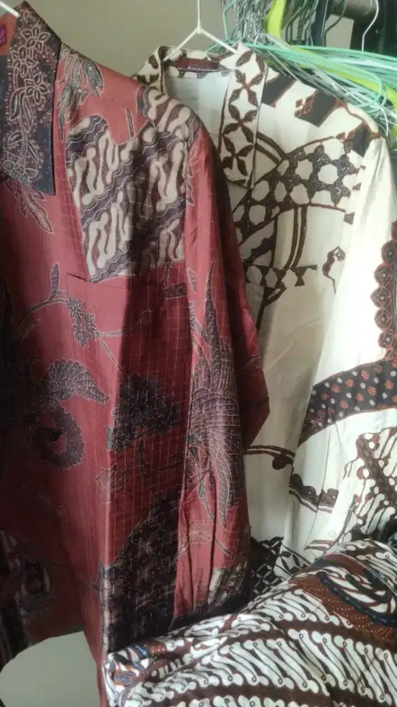 Batik sutera lengan panjang