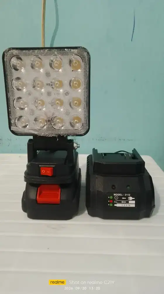 Lampu LED 21 volt/lampu emergency
