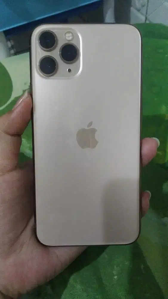 iphone 11 pro 256 gold