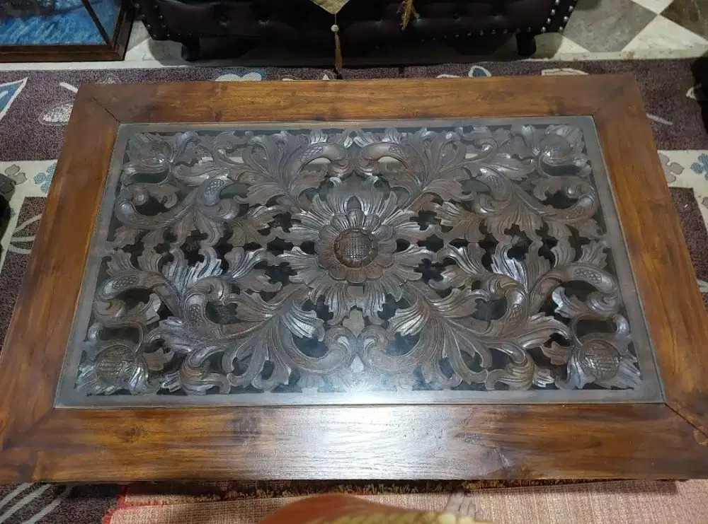 Dijual Meja Ukir