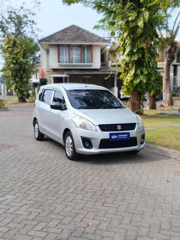 SUZUKI 2013 ERTIGA 1.4 GA M/T SILVER MURAH OTOMART 286 KENJERAN
