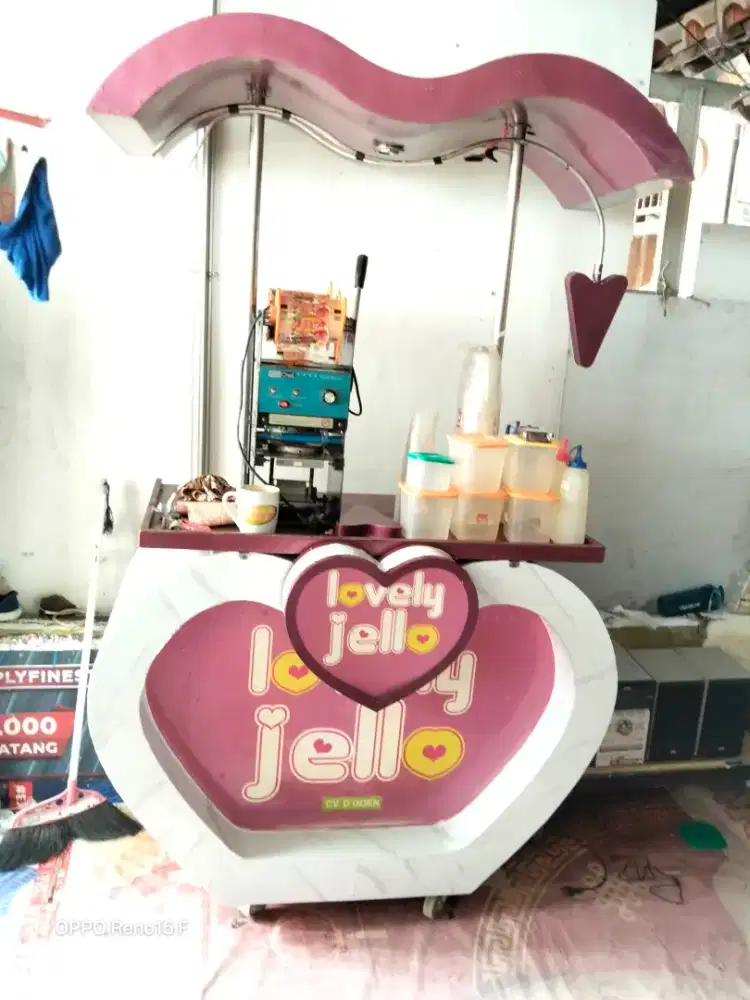 Booth perlengkapan usaha es jelly