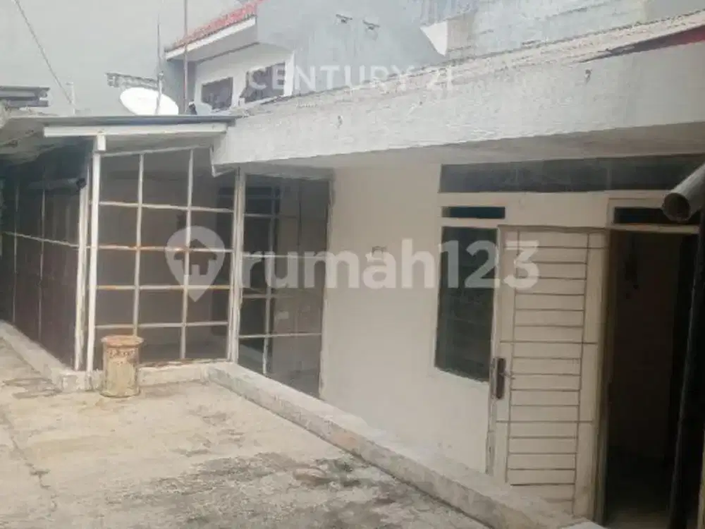 Rumah Hook Kelapa Gading 2 KT 1Km LT 195 M² SHM Harga 3 M Nego