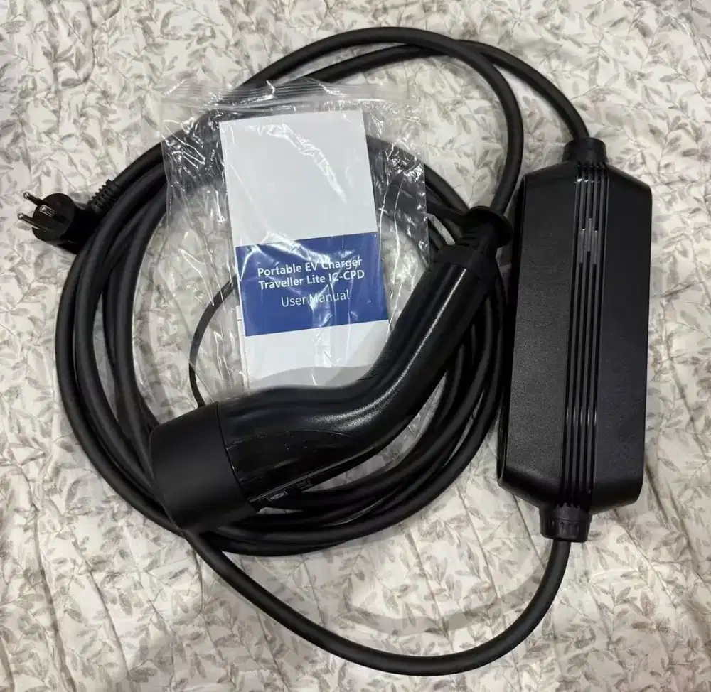 Charger Portable mobil Listrik EV AC 3.5kw adjustable
