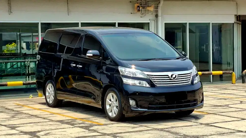 Toyota Vellfire Z Audioles 2011