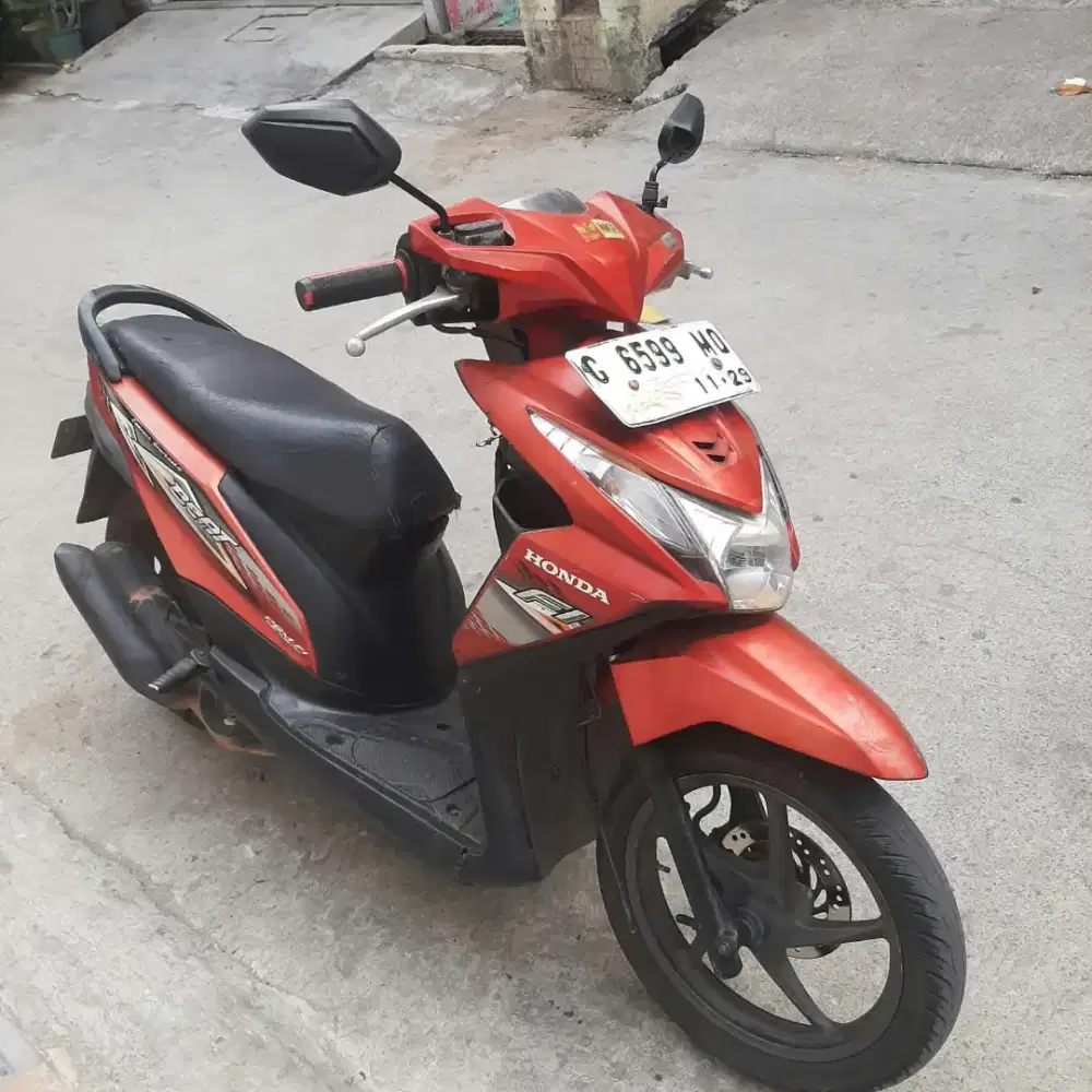 Honda Beat Fi 2014 ss lengkap mesin bagus plat G Tegal,Stater tokcer