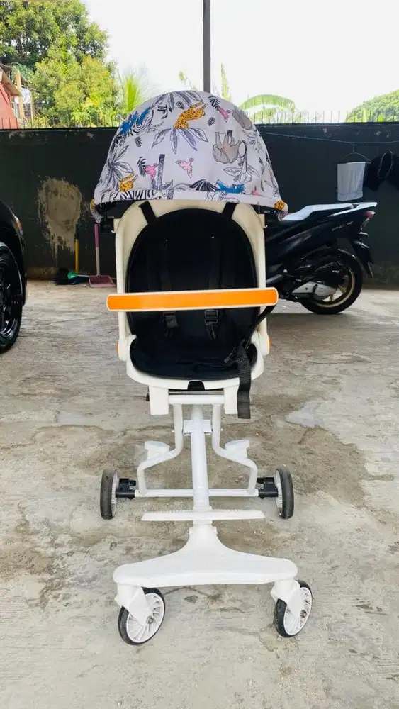 Stroller putih bagus