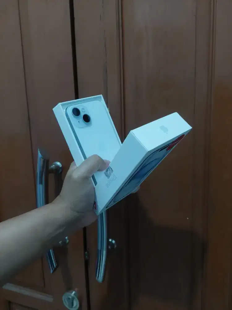 Iphone 15 128 (BNOB) Open box Aktivasi