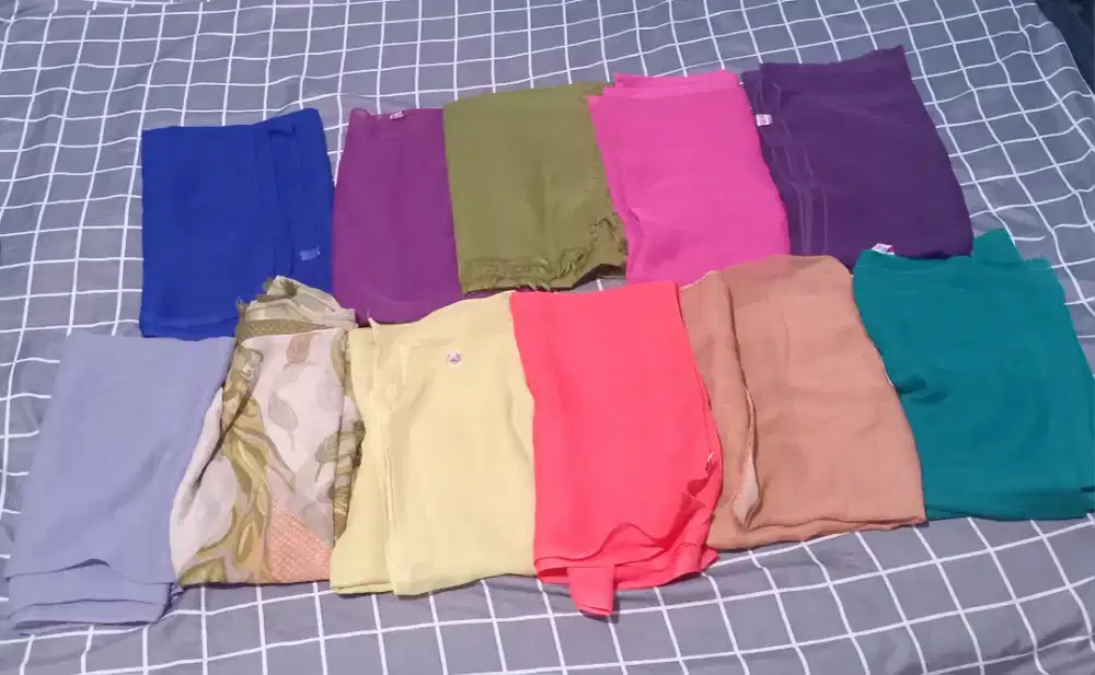Hijab segi empat