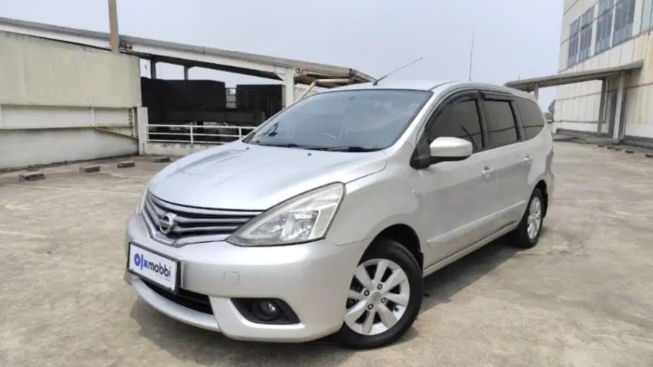 TERMURAH Nissan Grand livina 1.5 XV Bensin-AT 2015 KIC B