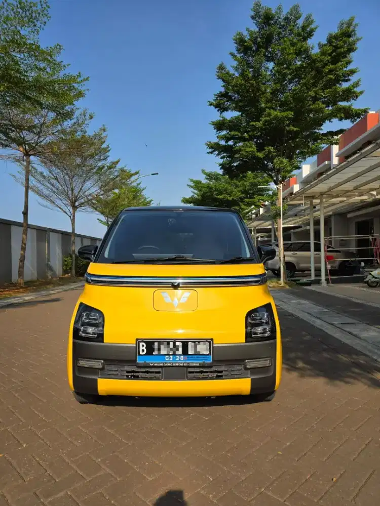 Wuling Air EV Long Range Signature