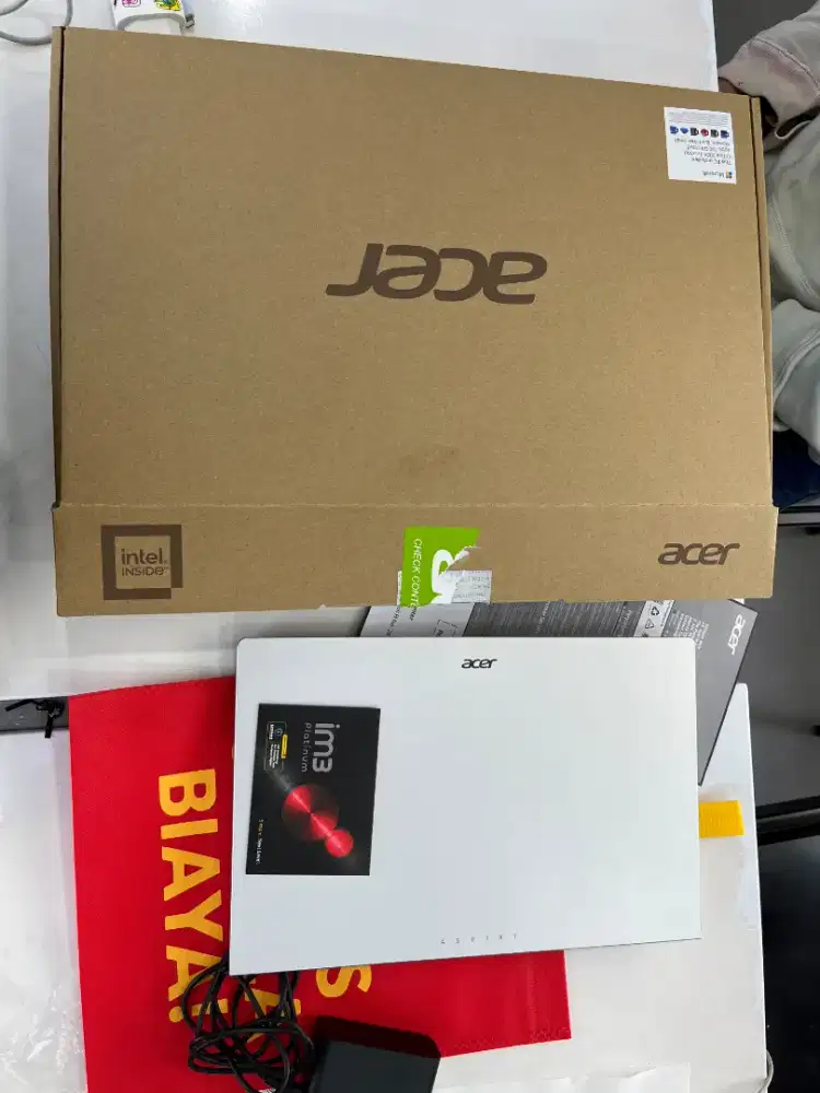 CICILAN HENPOHEN LEPTOP ACER  /IPHONE BY HOMECREDIT SYARAT KTP