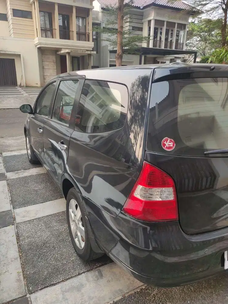 Nissan Livina 2009 Bensin
