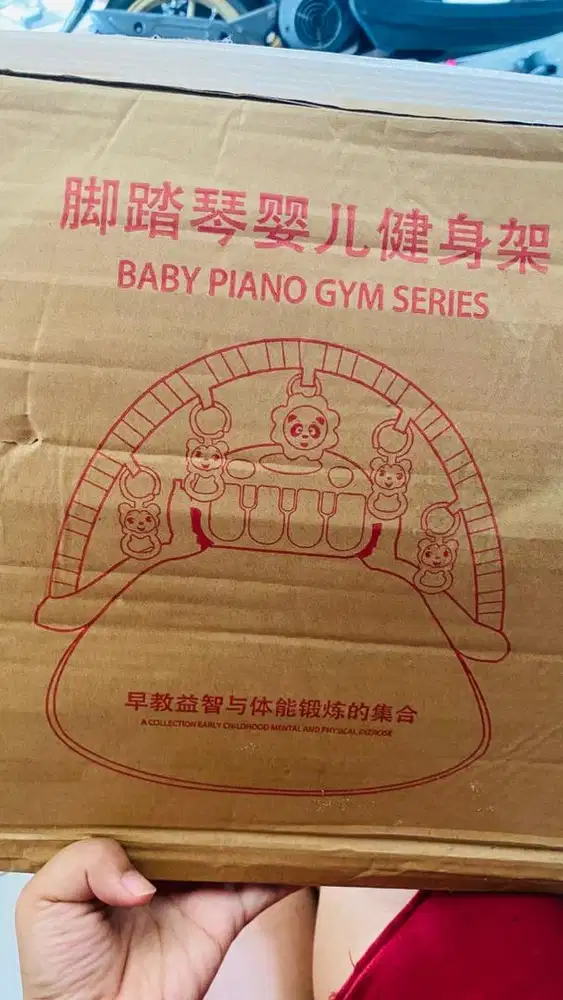 Baby piano warna biru