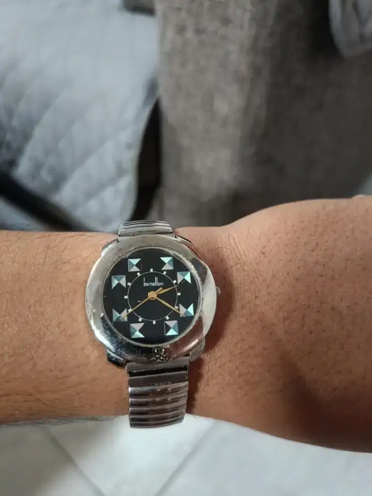 Jam tangan United Colors Benetton by Bulova 2 kondisi normal