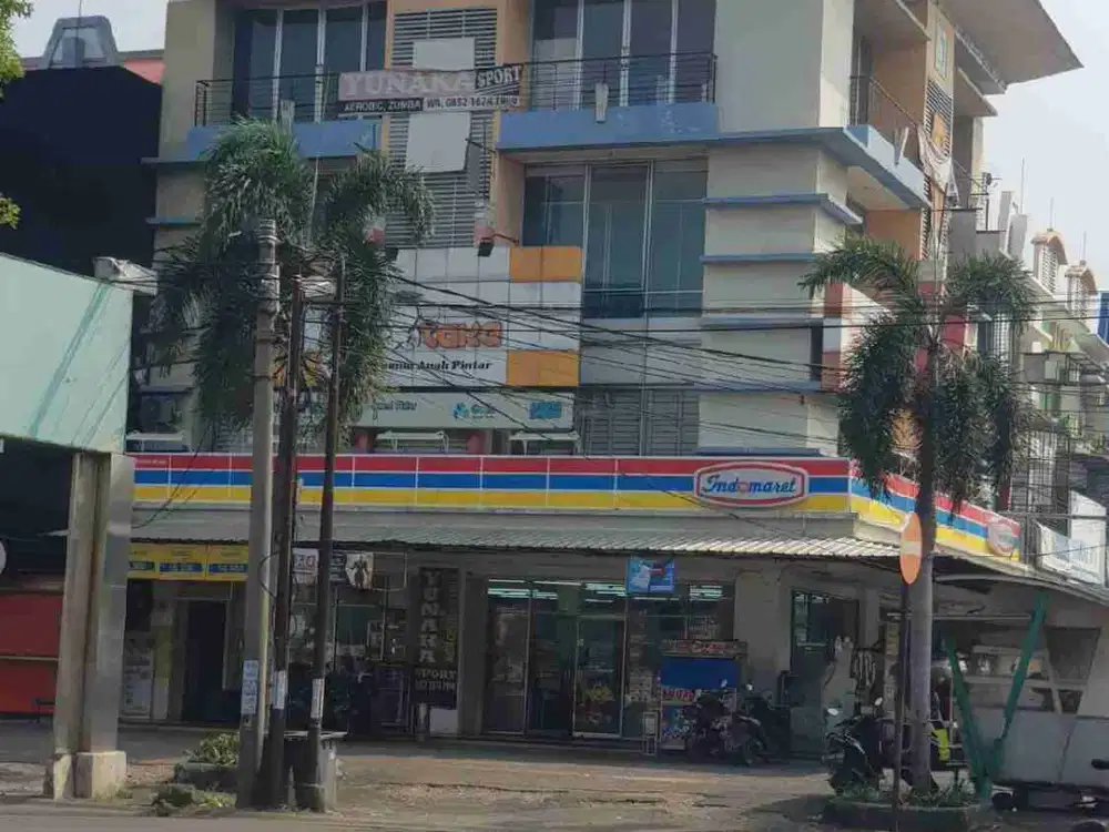 dijyal ruko hook beserta usahanya di bulevar hijau harapan indah bekasi