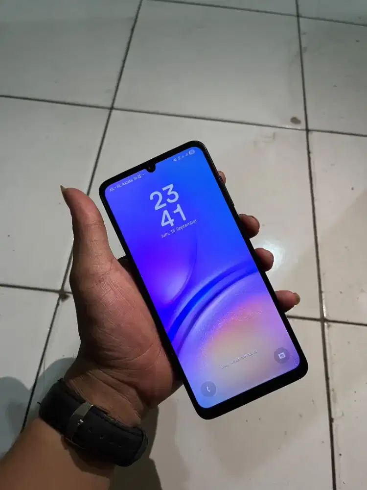 SAMSUNG A05 RAM 4/64