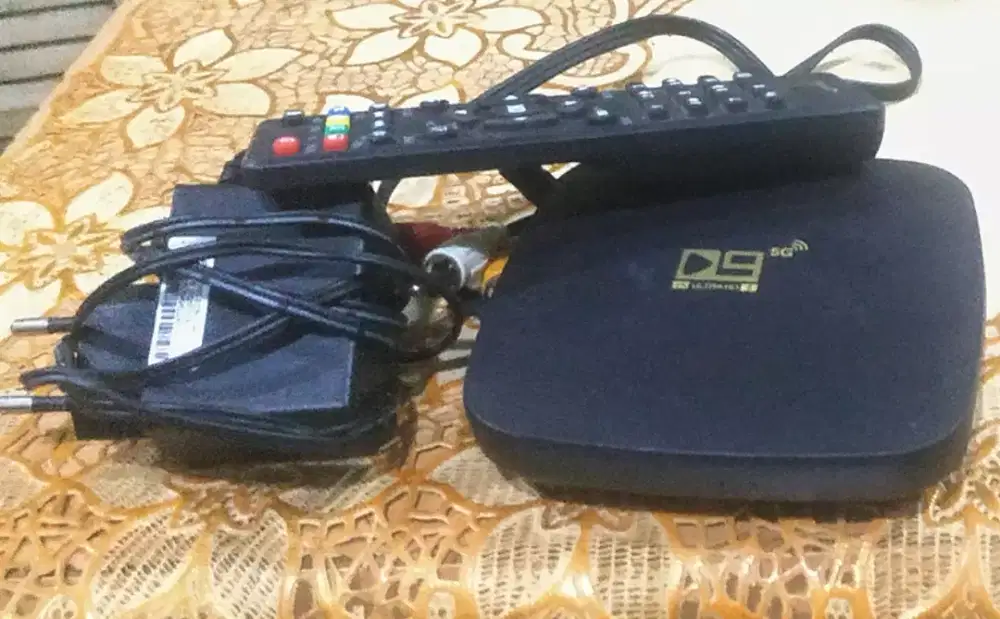 STB ANDROID D9 (8/125GB) ROOT FREE NETFLIX/YOU TUBE PREMIUM/TV LOCAL