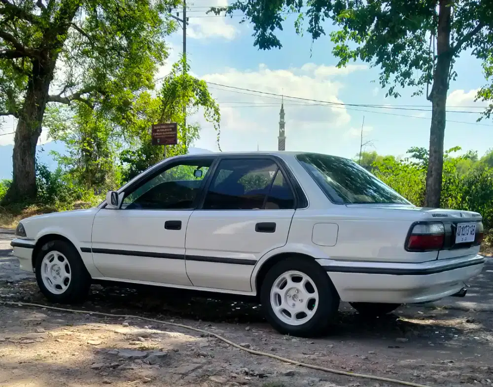 JUAL MOBIL TOYOTA TWIN CAM 30 JT NEGO BISA TUKAR N-MAX/PCX.