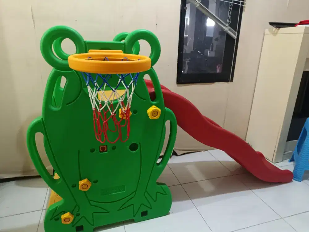 Perosotan anak toys kingdom