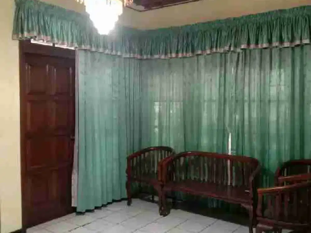 Dijual Rumah Mewah Lokasi Strategis, Dekat Ledeng Bandung
