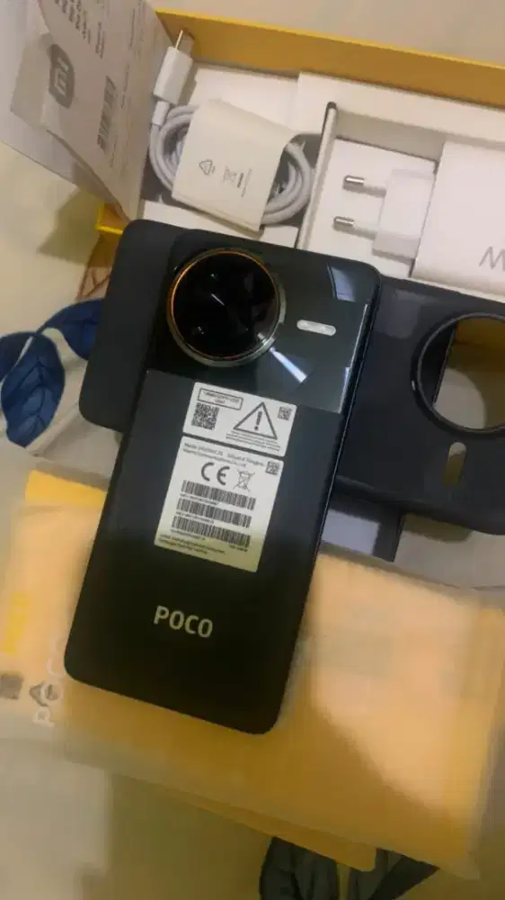 Povo f7 ultra like new 16/512 cc baru 4x desember 2027