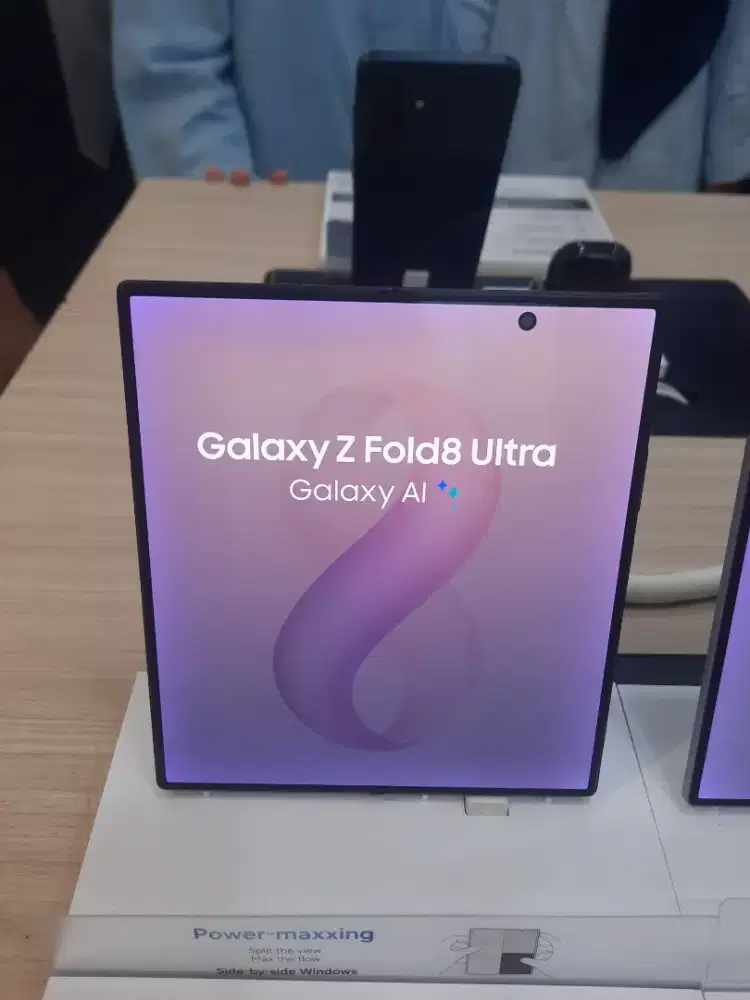 Galaxy z fold8 ultra