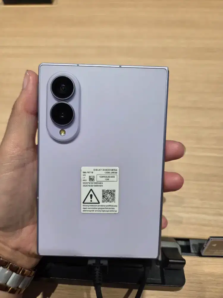 Samsung galaxy zfold8 wide