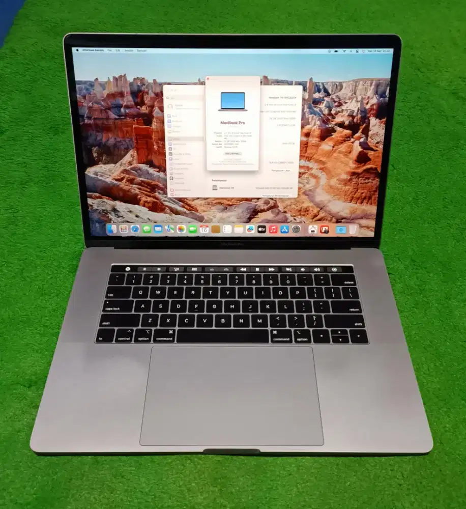 Macbook Pro 2019 15inch i9 32/512 GB Grey Touchbar Dual VGA Murah