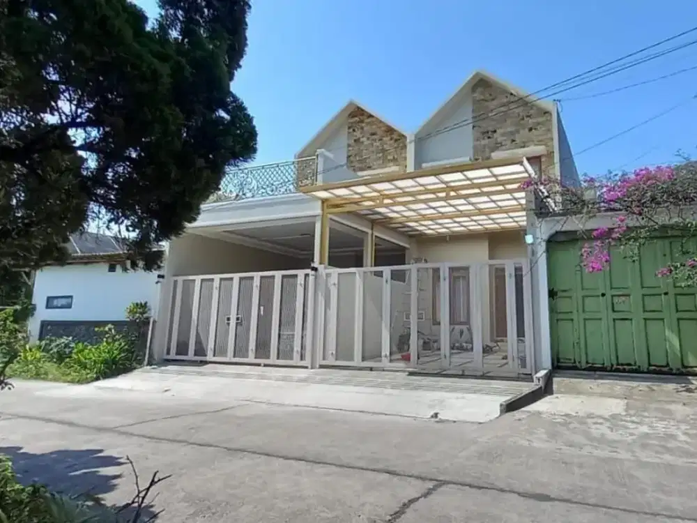 Turun Harga! Rumah 2 Lantai Arcamanik Dekat Sekolah Cendekia