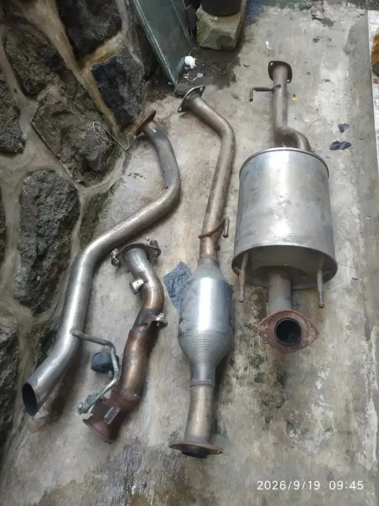 set kenalpot mobil fortuner