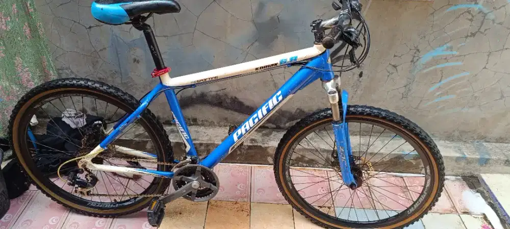 Pacific kodiak 6.8 Alloy 
Ukuran ban 26 
Frame Alloy