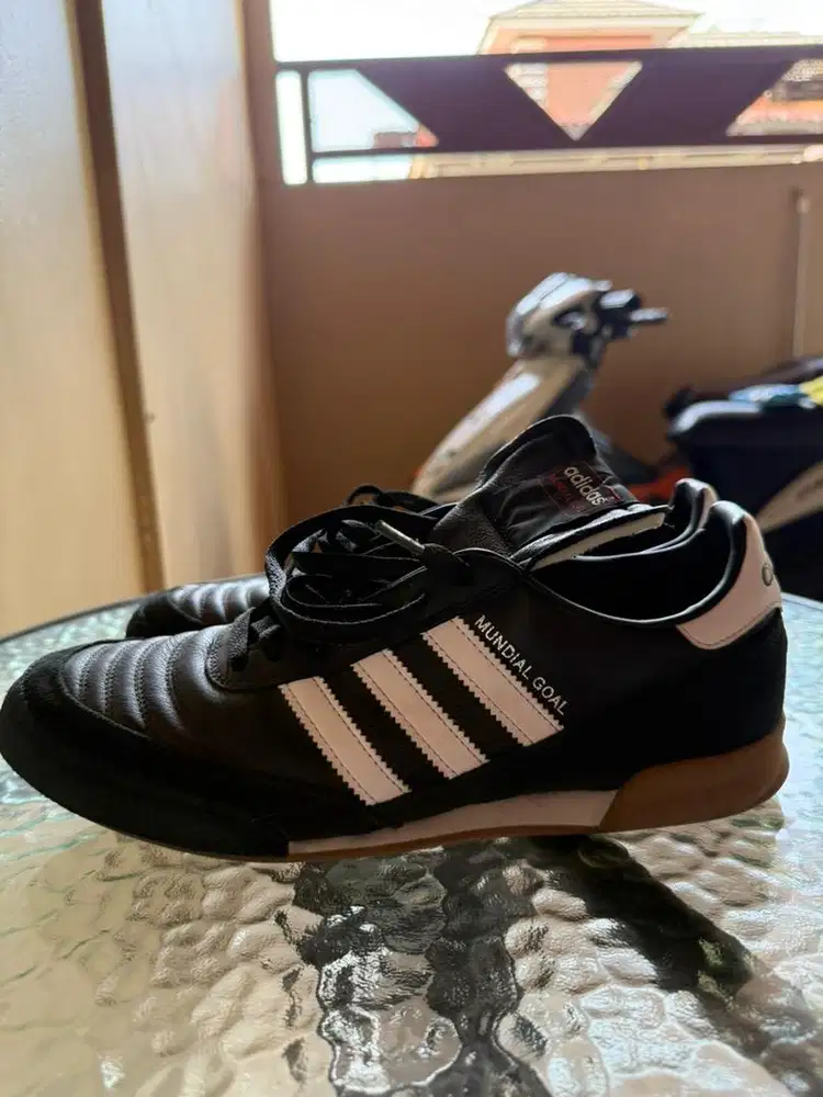 Sepatu Adidas Mundial Goal (Second)