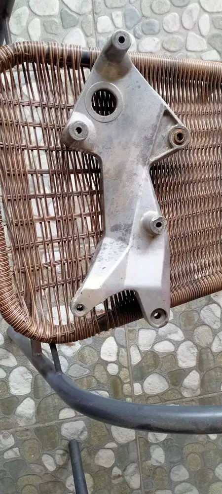 Swing Arm Suzuki Skywave