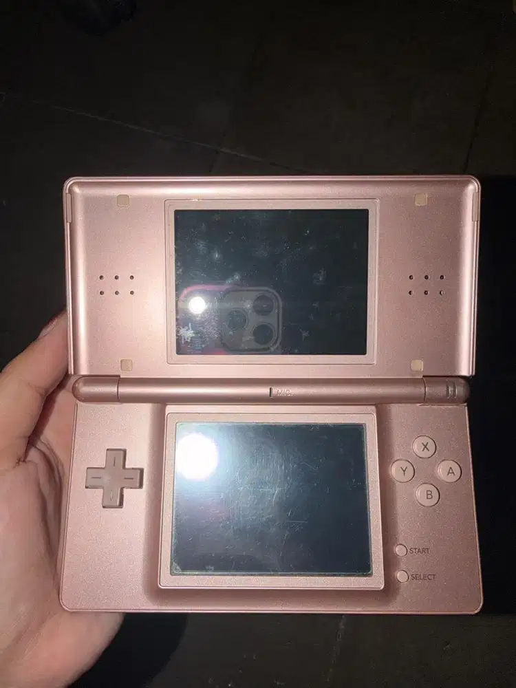 Nintendo DS Lite