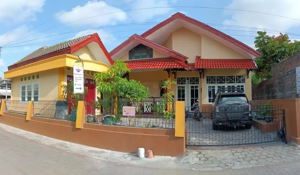 Dijual Rumah Induk dan 10 Kamar Kost